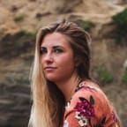 Emily R's avatar